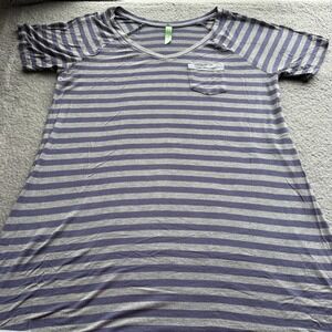 Honeydew Short Sleeve T-Shirt Women's Size Extra Large Striped V-Neck Pocket Top